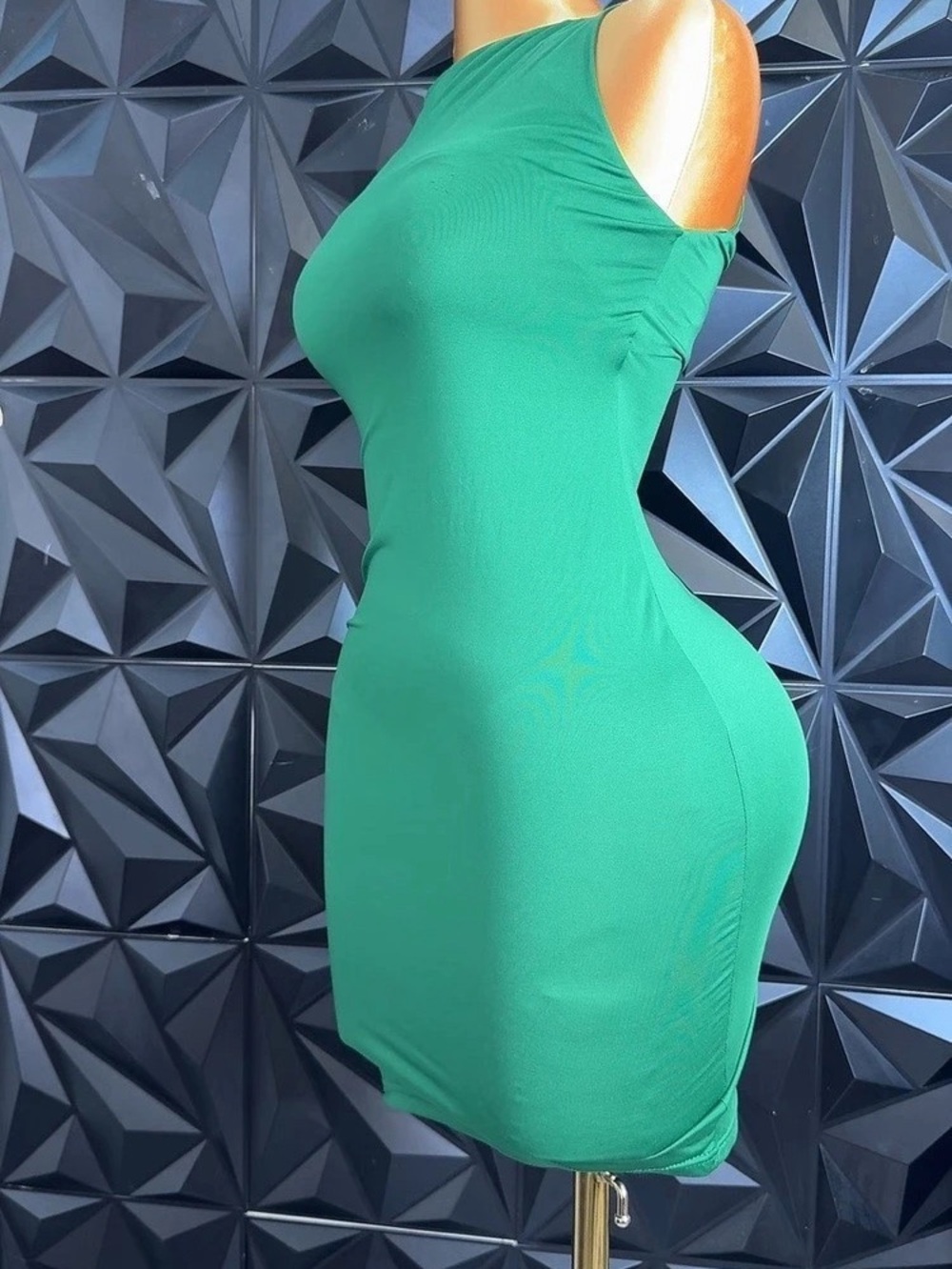 🔥👗Green Ruched Mini Dress Like New - Picture 2 of 12